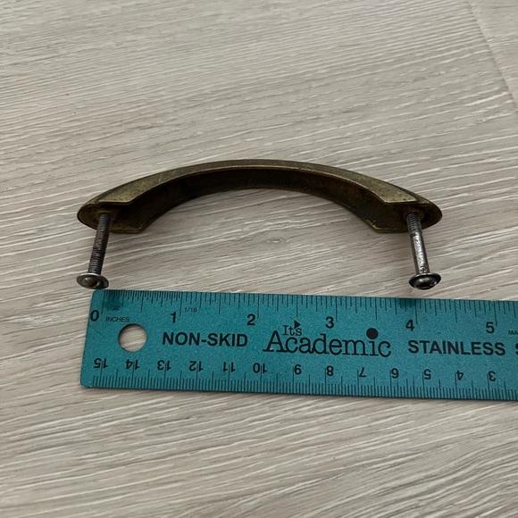 Set of 8 Antique Cabinet Pulls - Picture 2 of 2